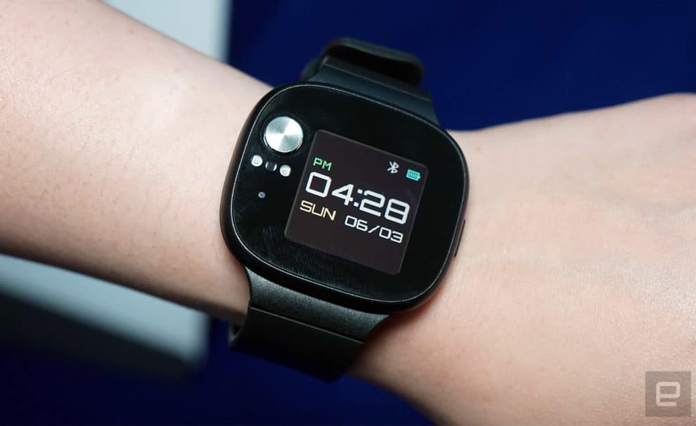 Asus VivoWatch BP, une montre connectée qui mesure la tension